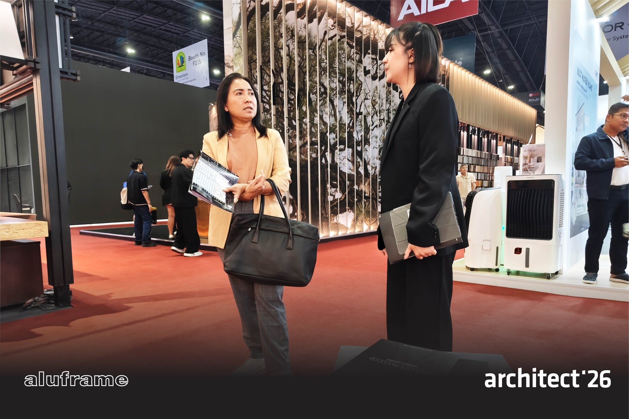 ขอขอบพระคุณทุกท่านที่แวะมาเยี่ยมชมบูธ aluframe-290469 (16)