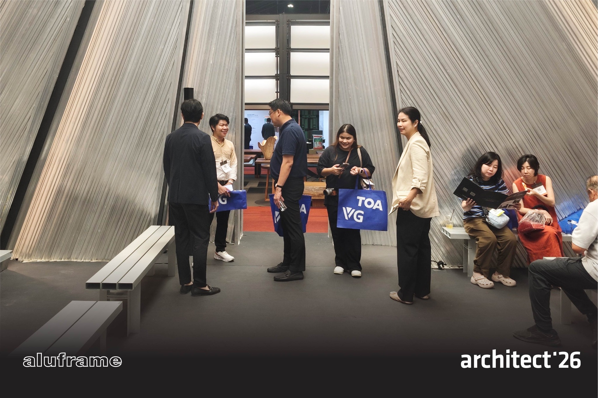 ขอขอบพระคุณทุกท่านที่แวะมาเยี่ยมชมบูธ aluframe-290469 (18)