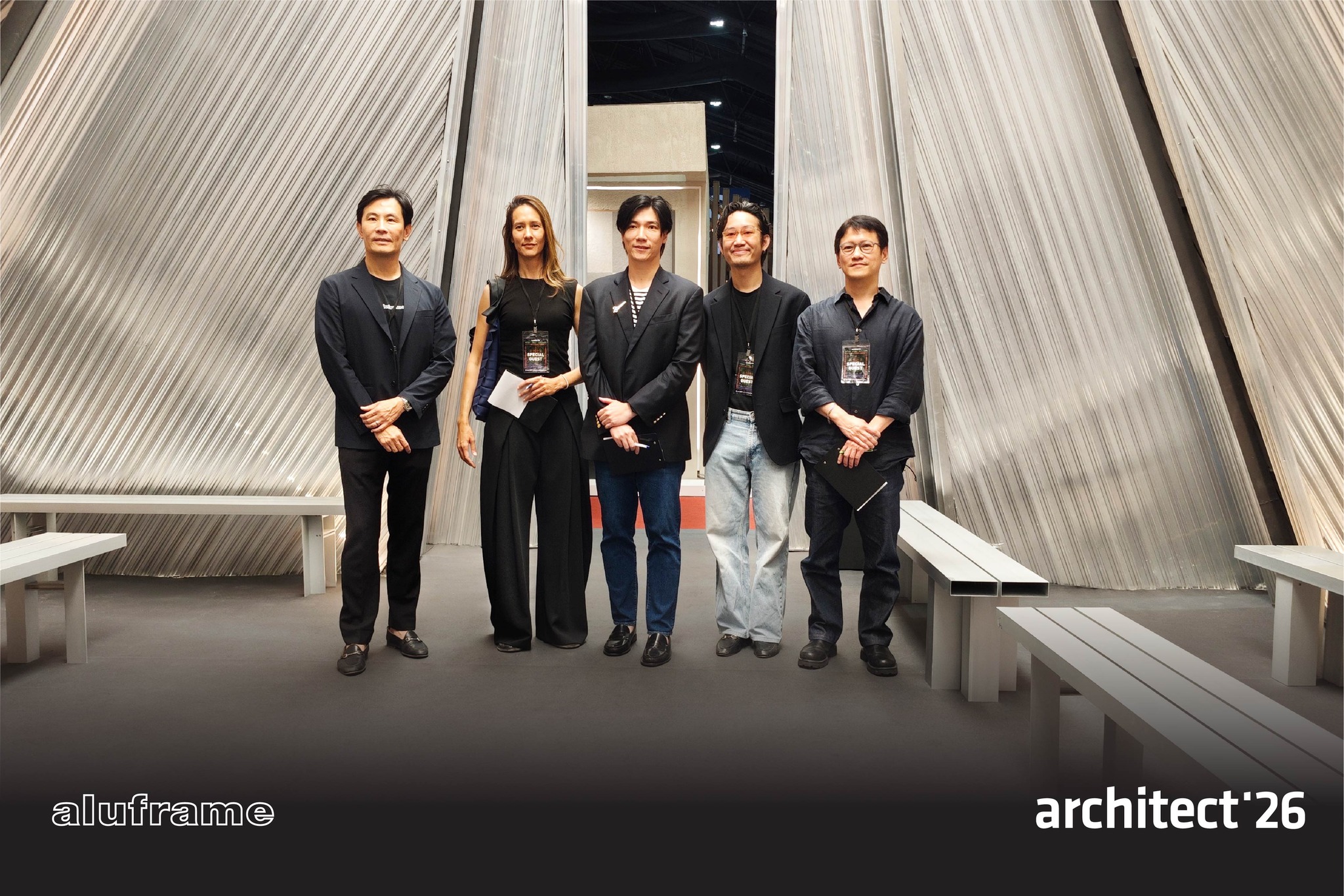ขอขอบพระคุณทุกท่านที่แวะมาเยี่ยมชมบูธ aluframe-290469 (28)